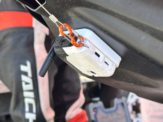 Flat-surface magnetic mount